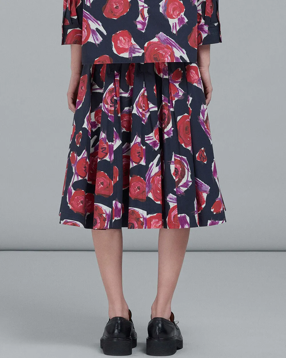 Black Spinning Roses Midi Balloon Skirt