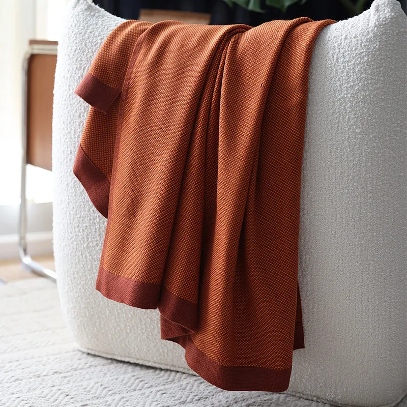 High-Quality Minimalist Blanket