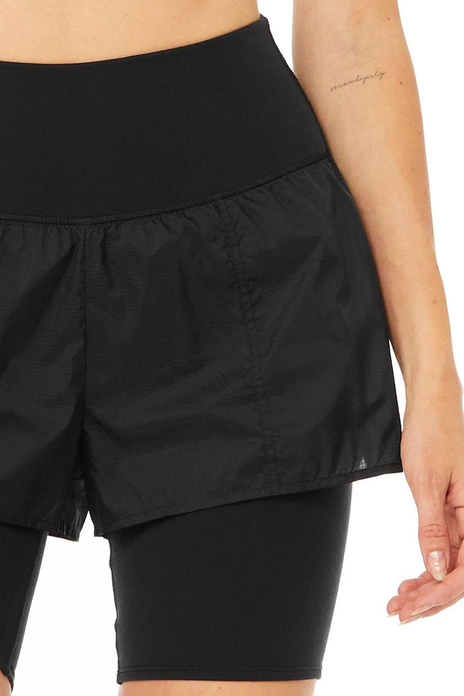 High-Waist Circuit Short - Black