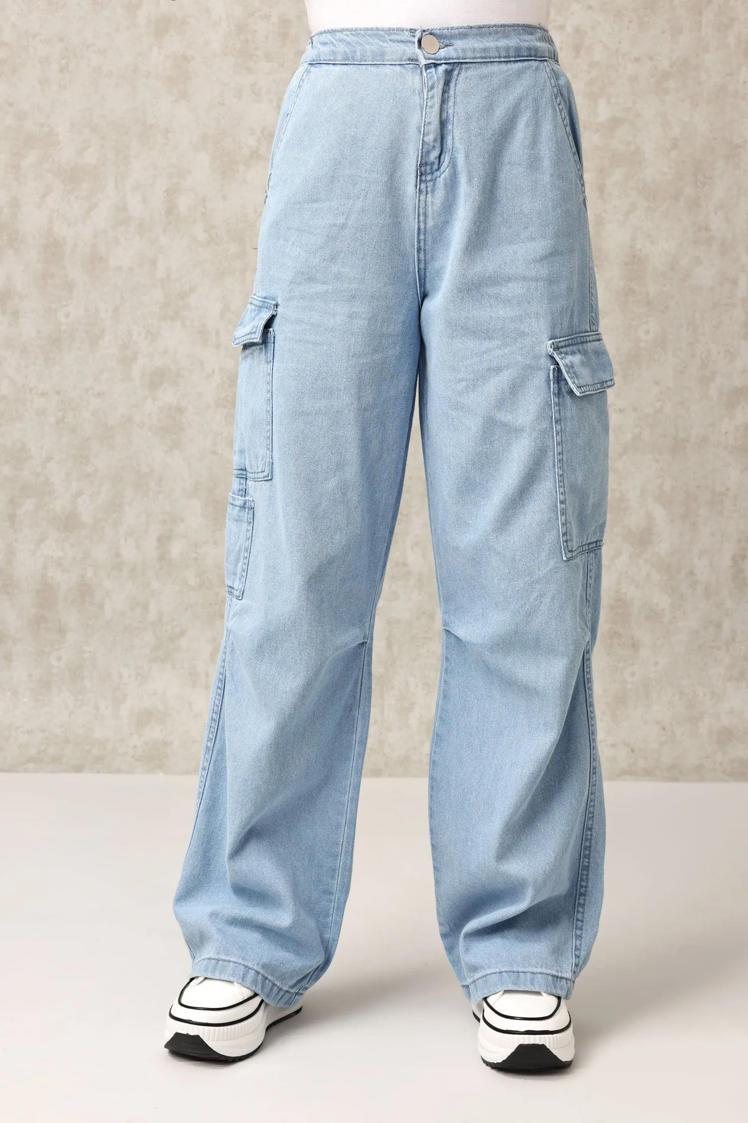 HIGH-WAIST RELAXED FIT CARGO DENIM PANTS-LT-BLUE