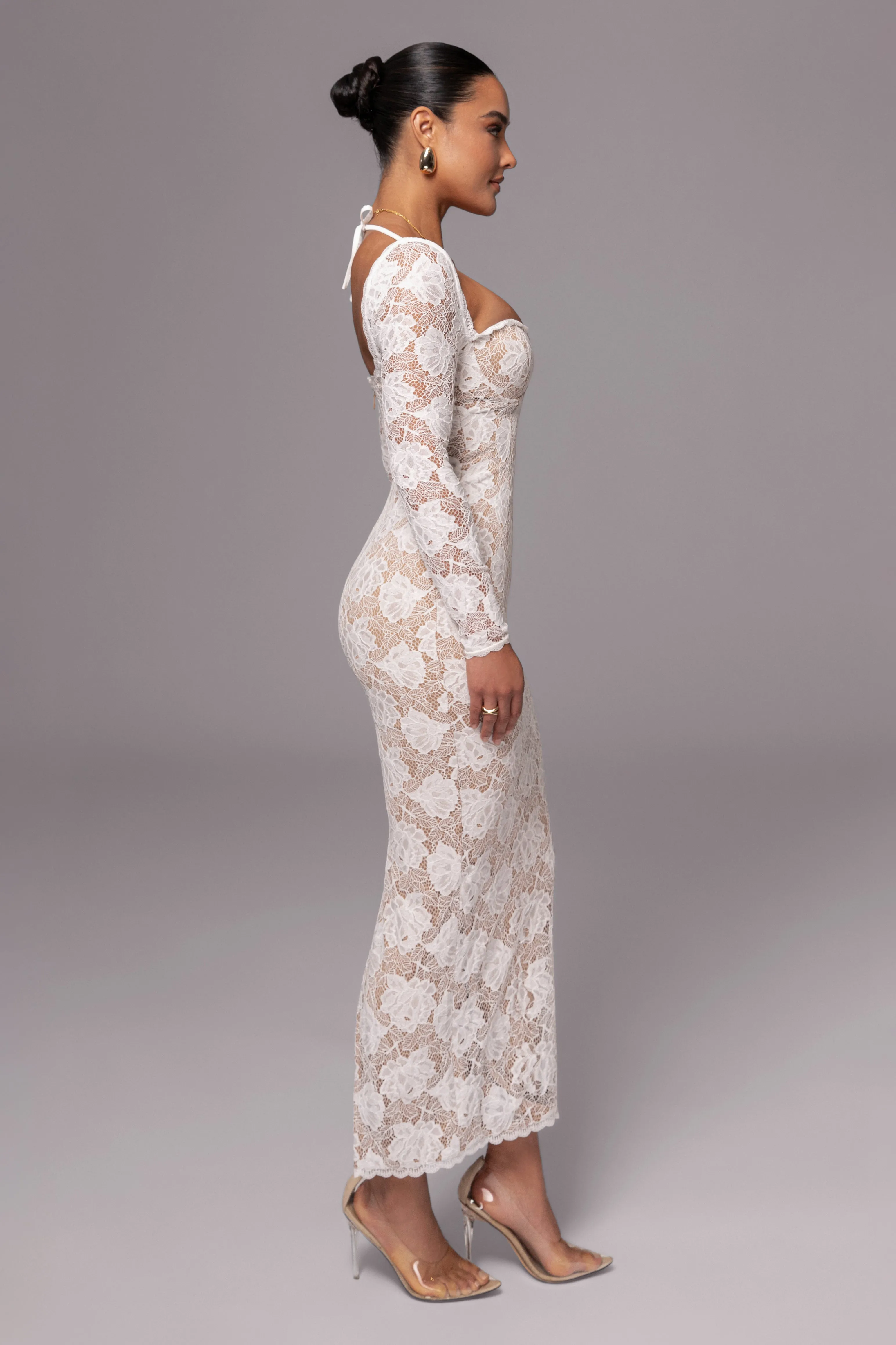 Ivory Lace Sweetheart Maxi Dress