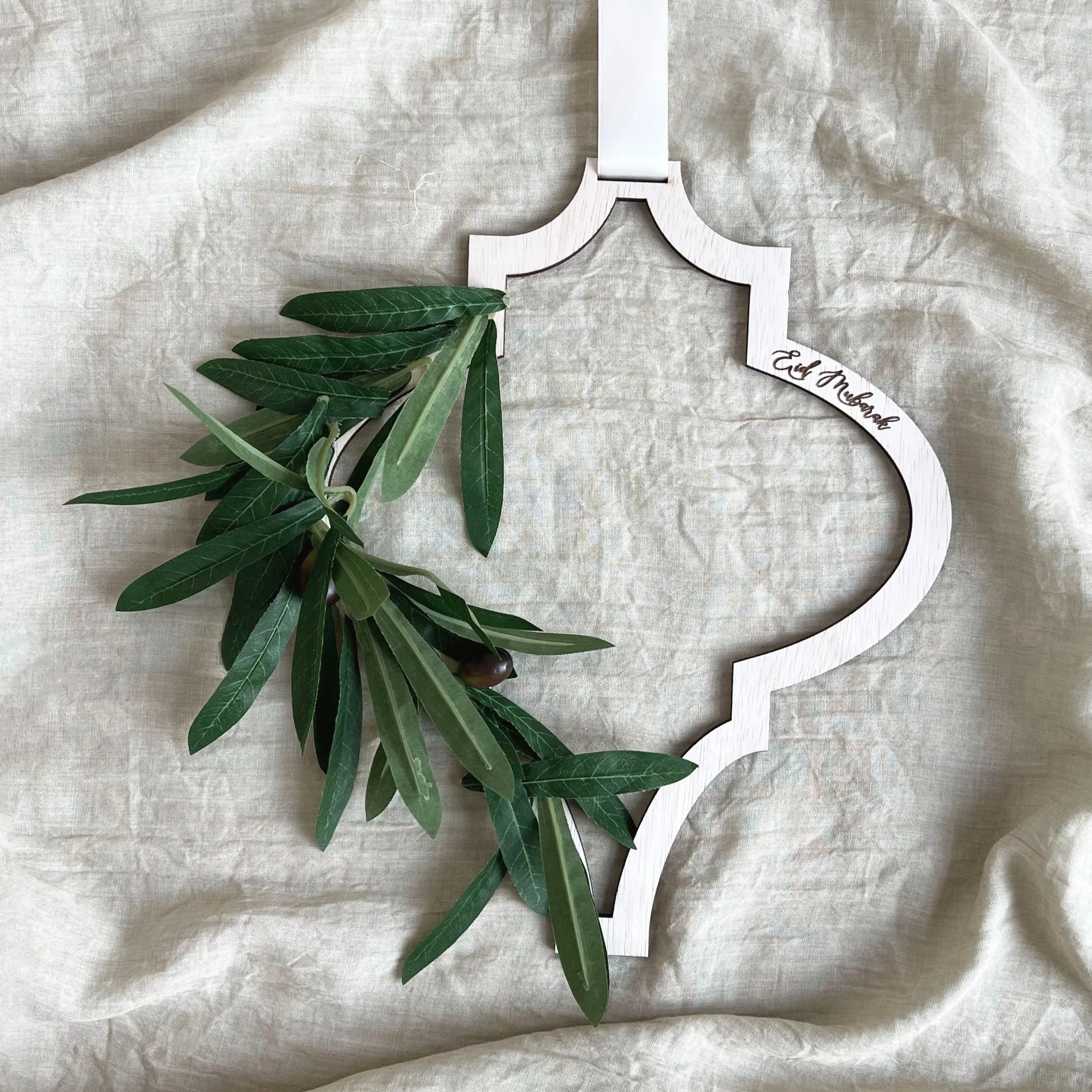 Minimalist Fig Wreath Plaque