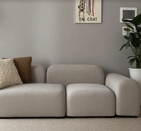 Minimalist Sofa | SABINE