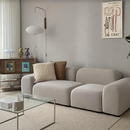 Minimalist Sofa | SABINE