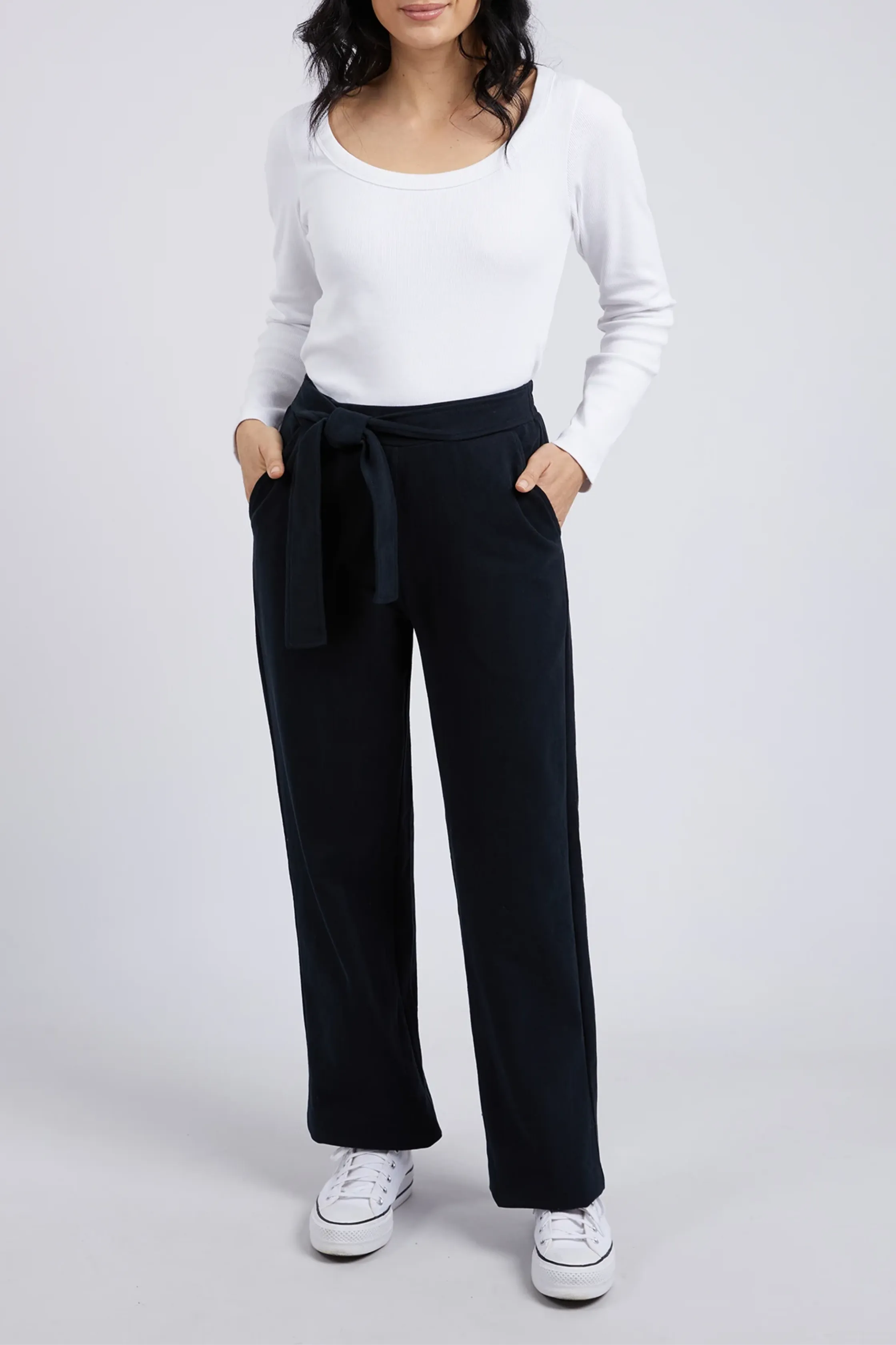 ON THE GO PANT - Black