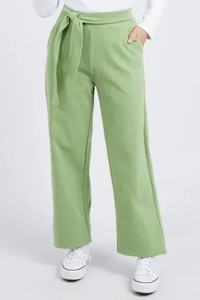 On The Go Pant in Jungle Green