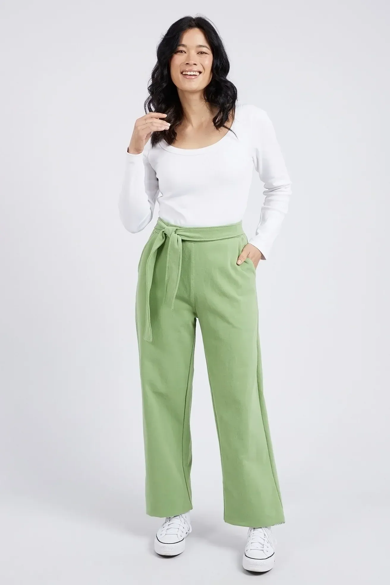 On The Go Pant in Jungle Green