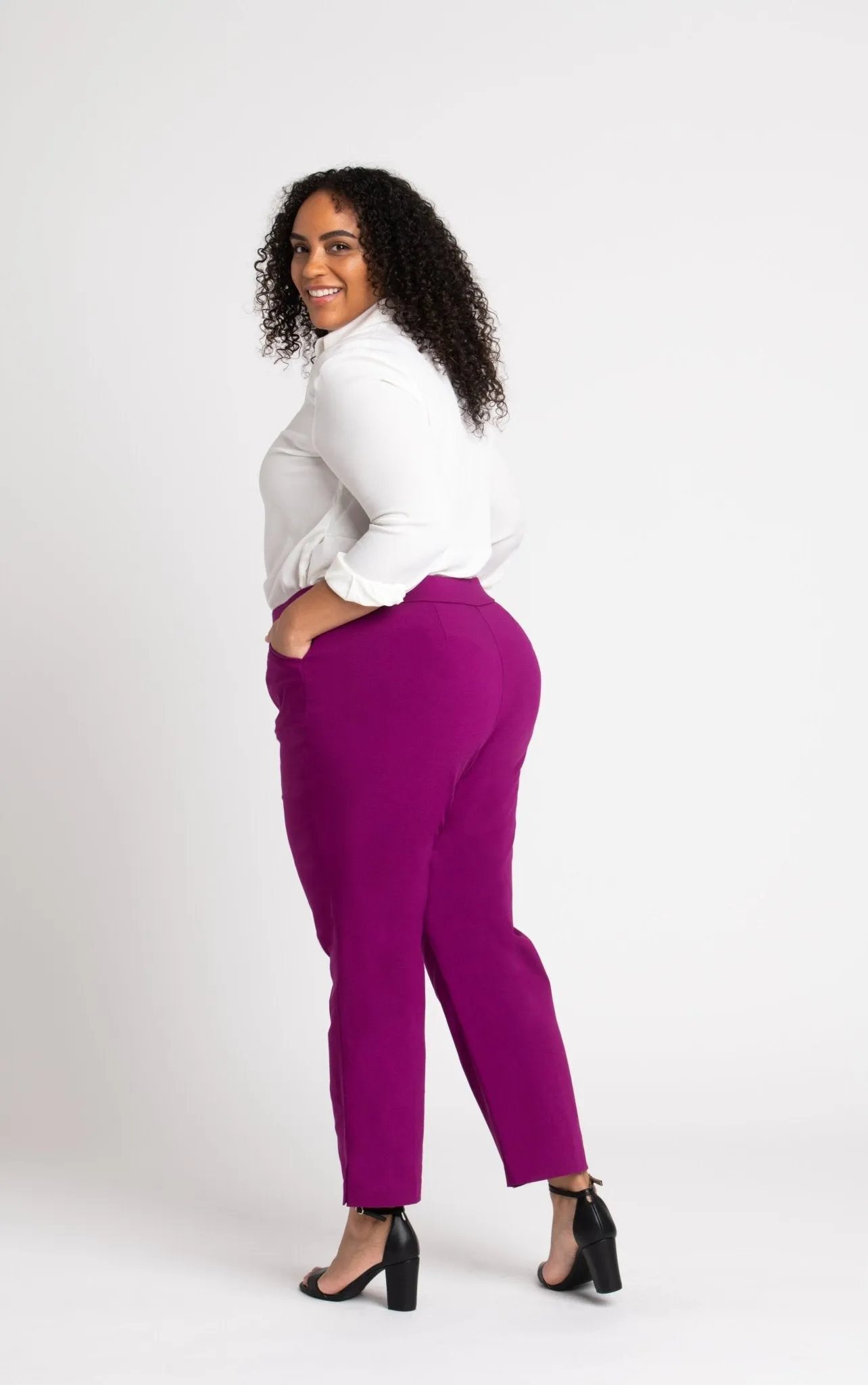 Roz & Ali Superstretch Magenta Pull On Ankle Pants - Plus