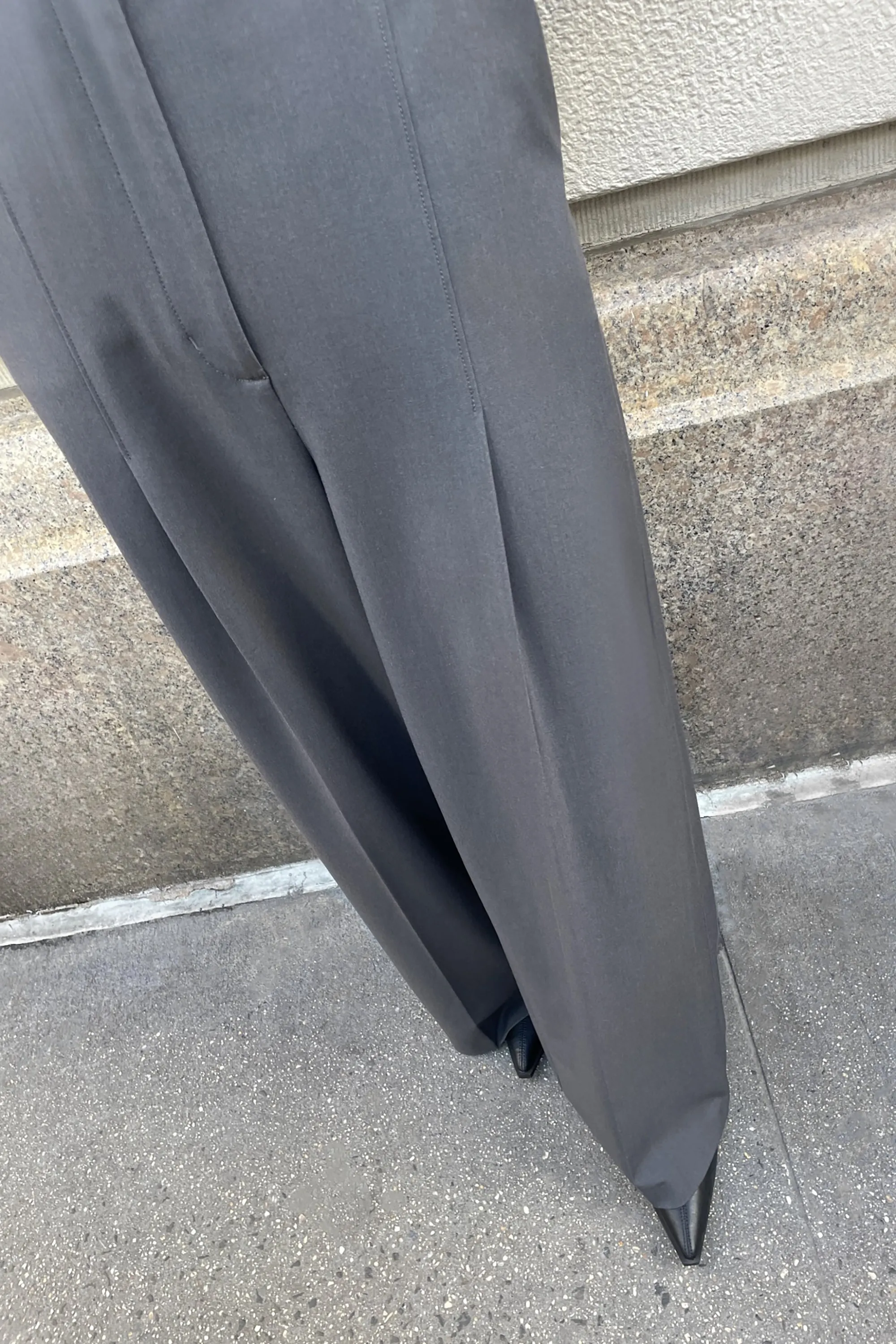 SUPER HIGH-RISE WIDE LEG SUITING PANT