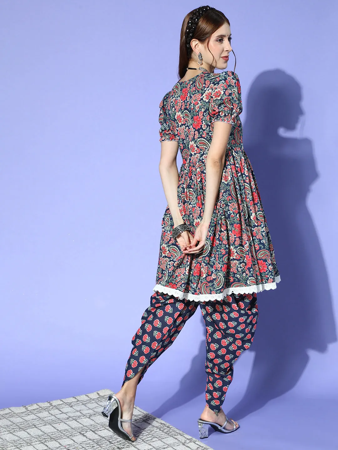 Women Ethnic Motifs Pure Cotton Scalloped Edge Kurta Set